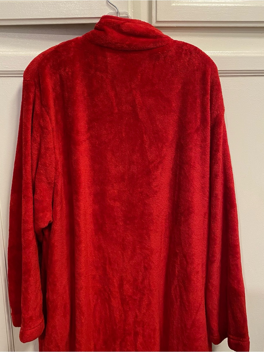 Adonna Plush Red Zip-Front Robe - Picture 5 of 8